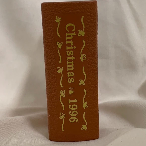 SIGNED 1996 HALLMARK Keepsake Ornament MOTHER GOOSE Mary Had a Little Lamb - Picture 7 of 8